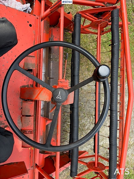 Deutz Fahr  M 660 skurtresker 9 of 26