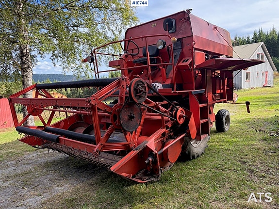 Deutz Fahr  M 660 skurtresker 4 of 26