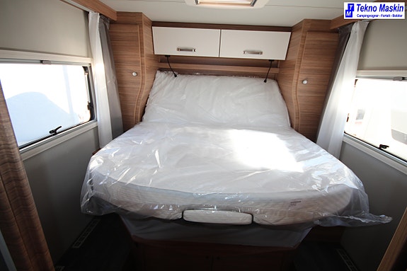 Weinsberg CARASUITE 700 DX 11 of 24