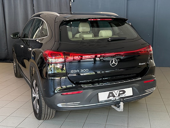 Mercedes-Benz EQA300 8 of 30