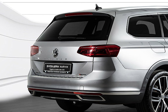 Volkswagen Passat Alltrack 7 of 26