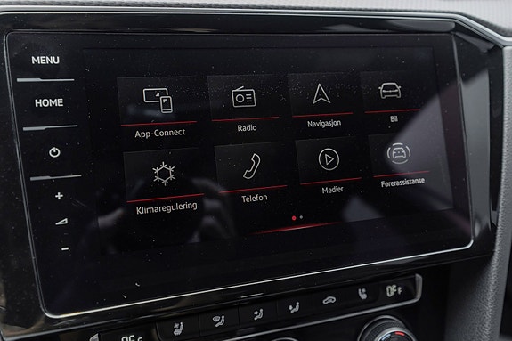 Volkswagen Passat Alltrack 15 of 26
