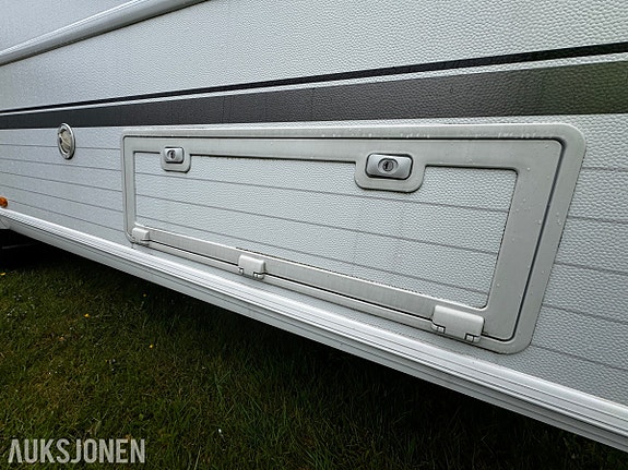Bürstner AVERSO NORDIC 580 TS - 4 sengeplasser - WC/dusj - 15 of 30