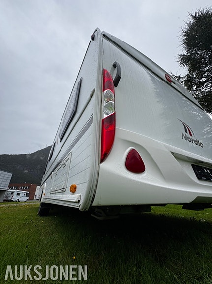 Bürstner AVERSO NORDIC 580 TS - 4 sengeplasser - WC/dusj - 14 of 30