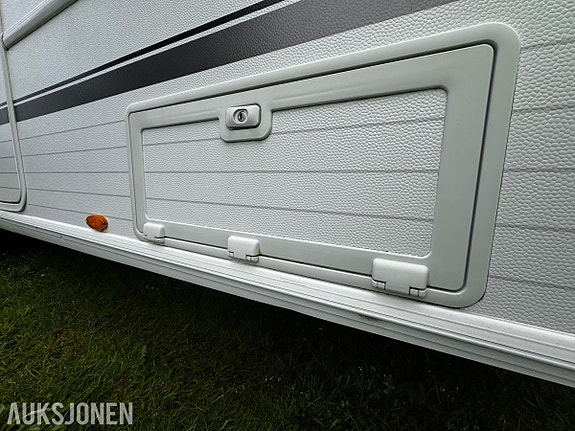 Bürstner AVERSO NORDIC 580 TS - 4 sengeplasser - WC/dusj - 19 of 30