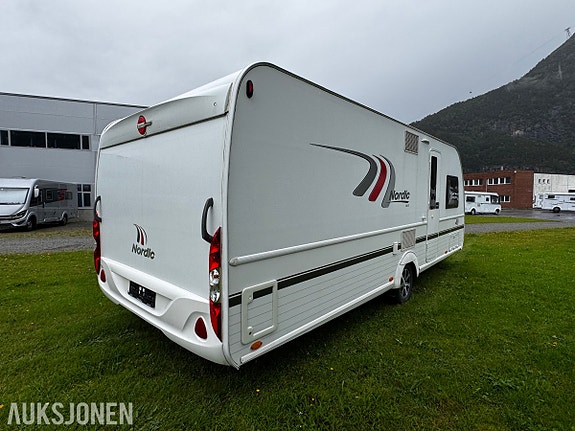 Bürstner AVERSO NORDIC 580 TS - 4 sengeplasser - WC/dusj - 5 of 30