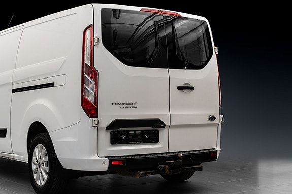 Ford Transit Custom 7 of 25