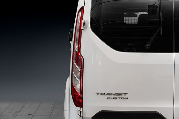 Ford Transit Custom 10 of 25