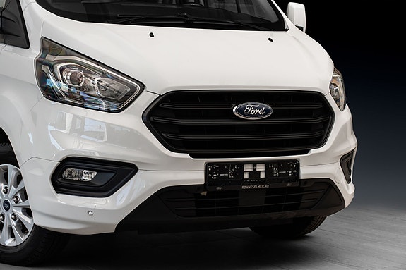 Ford Transit Custom 2 of 25
