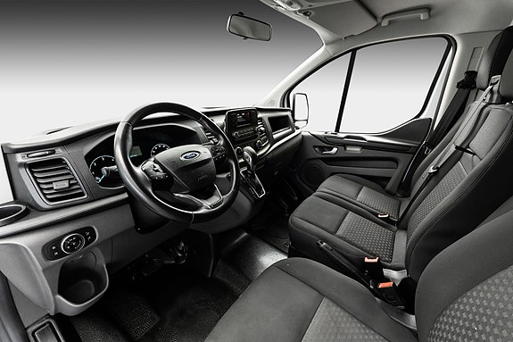 Ford Transit Custom 21 of 25