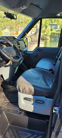 Ford Transit 10 of 17