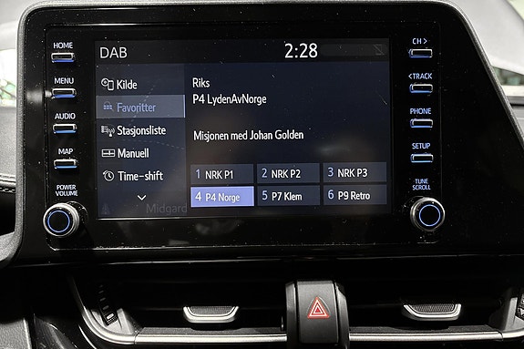 Toyota C-HR 14 of 19