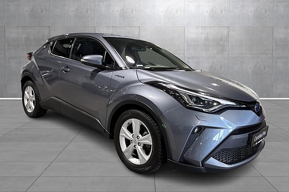 Toyota C-HR 7 of 19