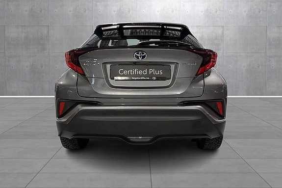 Toyota C-HR 4 of 19