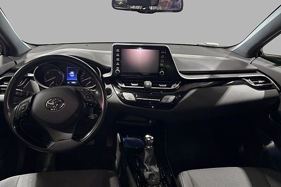 Toyota C-HR 9 of 19