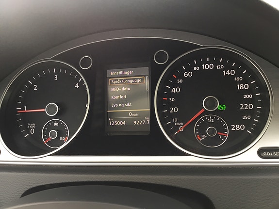 Volkswagen CC 9 of 14