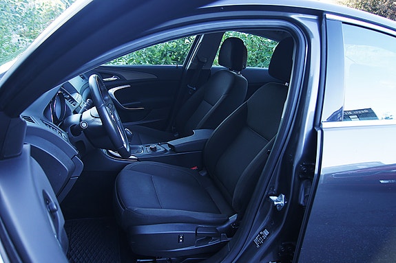 Opel Insignia 9 of 15