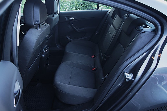 Opel Insignia 8 of 15