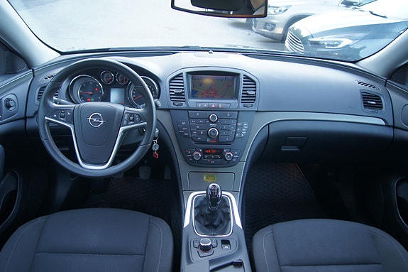 Opel Insignia 14 of 15