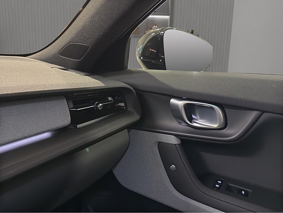 Polestar 2 24 of 30