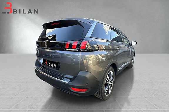Peugeot 5008 9 of 30