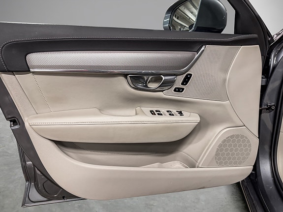 Volvo V90 9 of 28