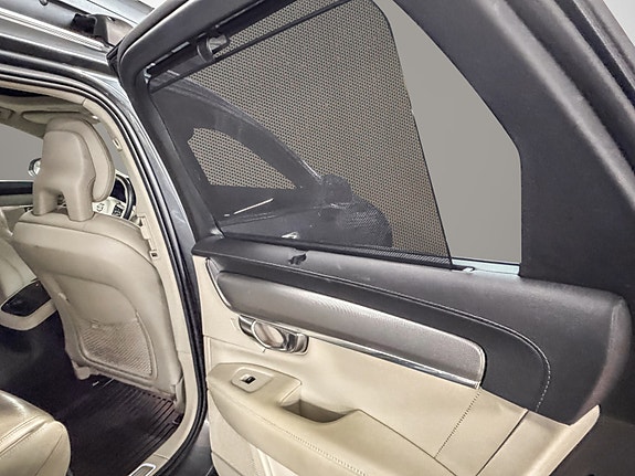 Volvo V90 21 of 28