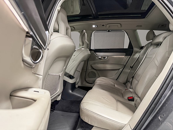 Volvo V90 19 of 28