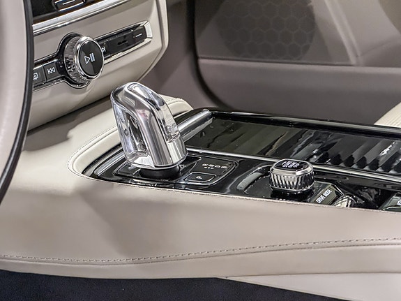 Volvo V90 15 of 28