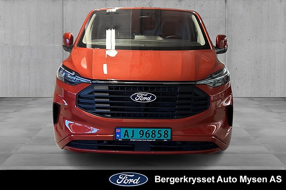 Ford Transit Custom 2 of 18