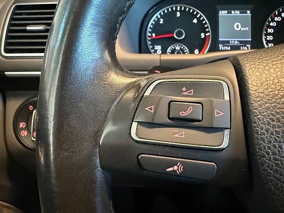 Volkswagen Touran 27 of 30