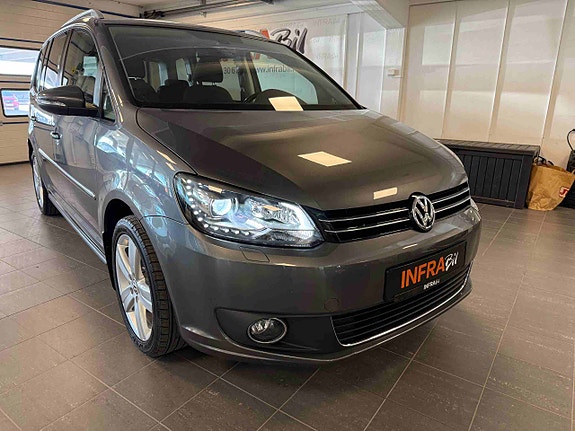Volkswagen Touran 8 of 30