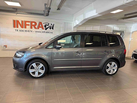 Volkswagen Touran 2 of 30