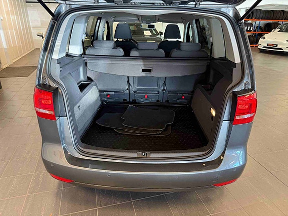 Volkswagen Touran 29 of 30