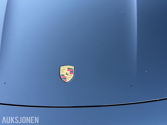 Porsche Taycan 17 of 17