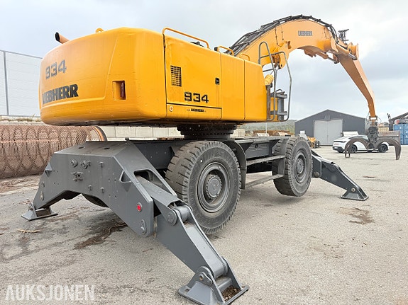 Liebherr A 934 C HD LITRONIC HJULGÅENDE MATERIALHÅNDTERINGSMASKIN - TØMMERKLO - GRABB 6 of 30