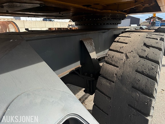 Liebherr A 934 C HD LITRONIC HJULGÅENDE MATERIALHÅNDTERINGSMASKIN - TØMMERKLO - GRABB 23 of 30