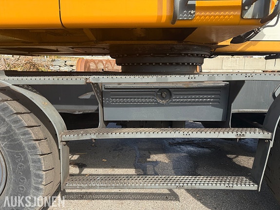 Liebherr A 934 C HD LITRONIC HJULGÅENDE MATERIALHÅNDTERINGSMASKIN - TØMMERKLO - GRABB 24 of 30