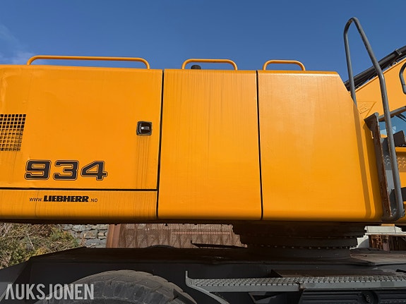 Liebherr A 934 C HD LITRONIC HJULGÅENDE MATERIALHÅNDTERINGSMASKIN - TØMMERKLO - GRABB 16 of 30