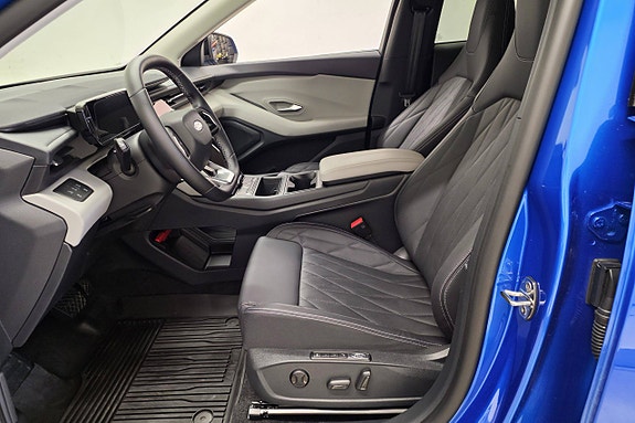 Ford Explorer 14 of 30