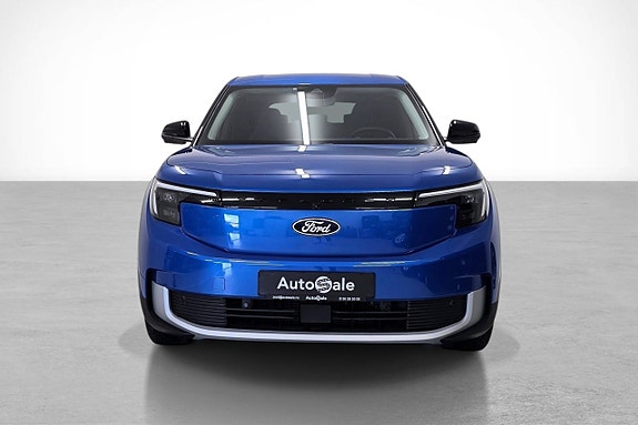 Ford Explorer 9 of 30