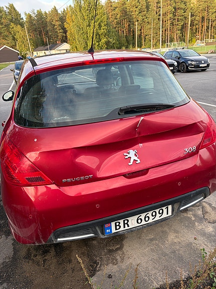 Peugeot 308 15 of 17