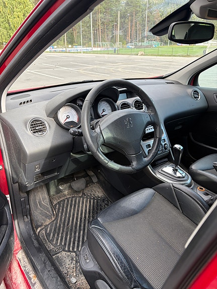 Peugeot 308 5 of 17