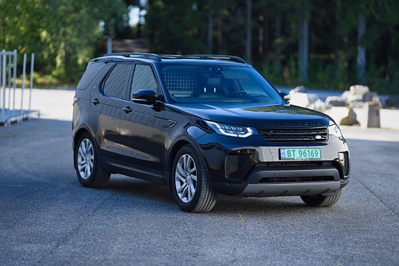 Land Rover Discovery 5 11 of 30