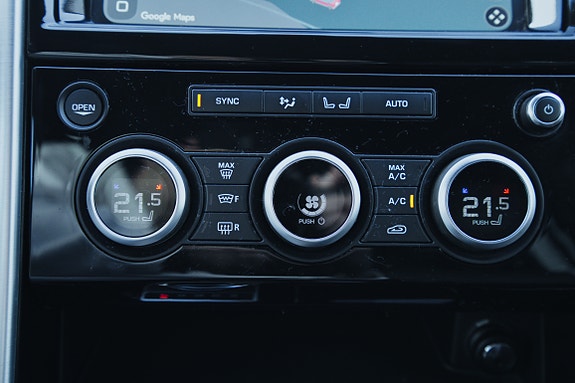 Land Rover Discovery 5 25 of 30