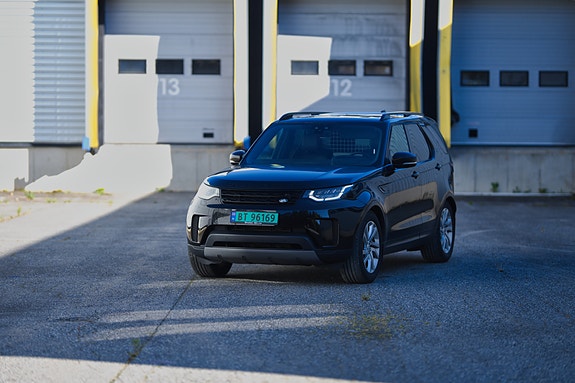 Land Rover Discovery 5 5 of 30