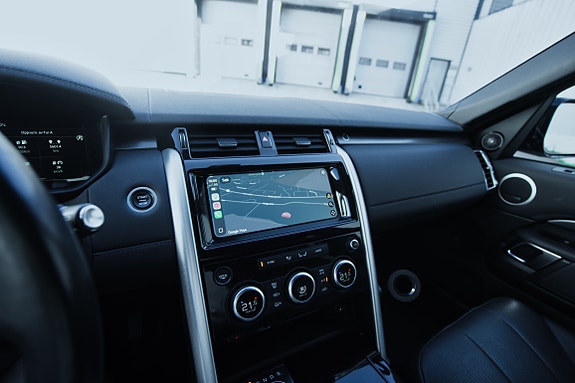 Land Rover Discovery 5 24 of 30