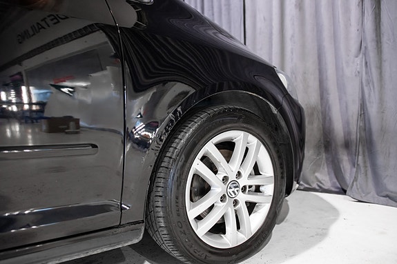 Volkswagen Golf Plus 19 of 30