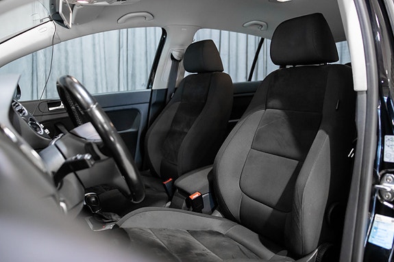 Volkswagen Golf Plus 22 of 30