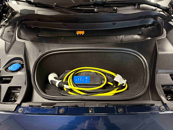Jaguar I-PACE 4 of 25
